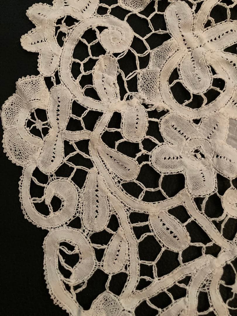 アンティーク　ベルギー ブルージュフラワーレース ボビン編み　ドイリー