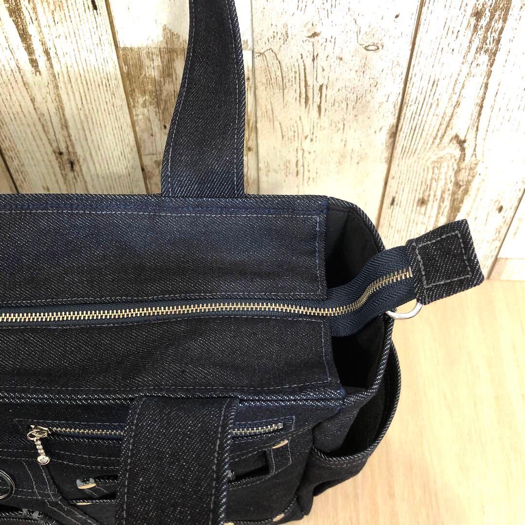 トートバッグ　ハンドメイド　デニムリメイク　ネイビー　底鋲つき【新品デニム】