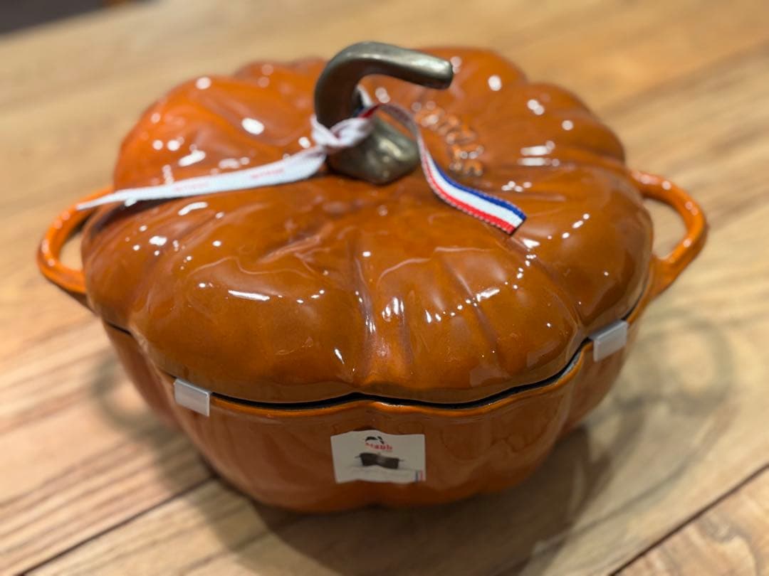 STAUB パンプキンココット シナモン 24cm