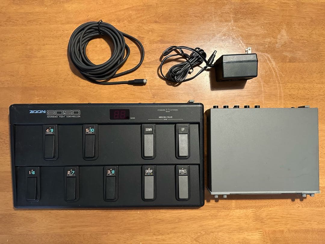 ZOOM 9030 マルチエフェクト+8050 コントローラー純正フルセット