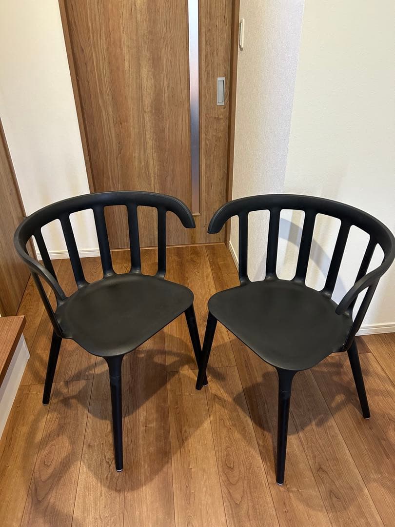 IKEA PS2012 アームレスト付 デザイナーズ ダイニングチェア2脚セット