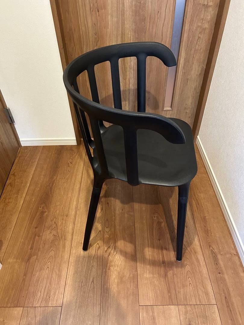 IKEA PS2012 アームレスト付 デザイナーズ ダイニングチェア2脚セット