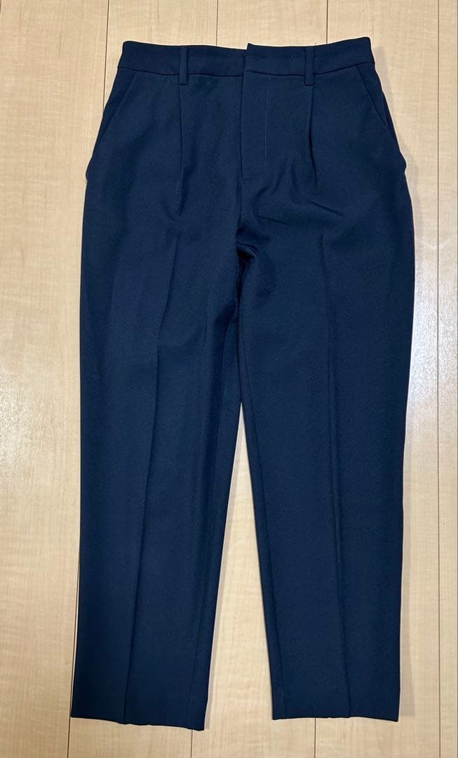 【極美品】anySiS ノーカラージャケット＋テーパードパンツ　スーツセット