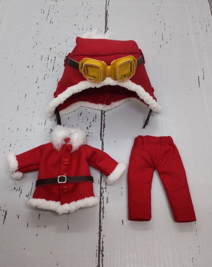 ねんどろいどどーる服オーダーぴか