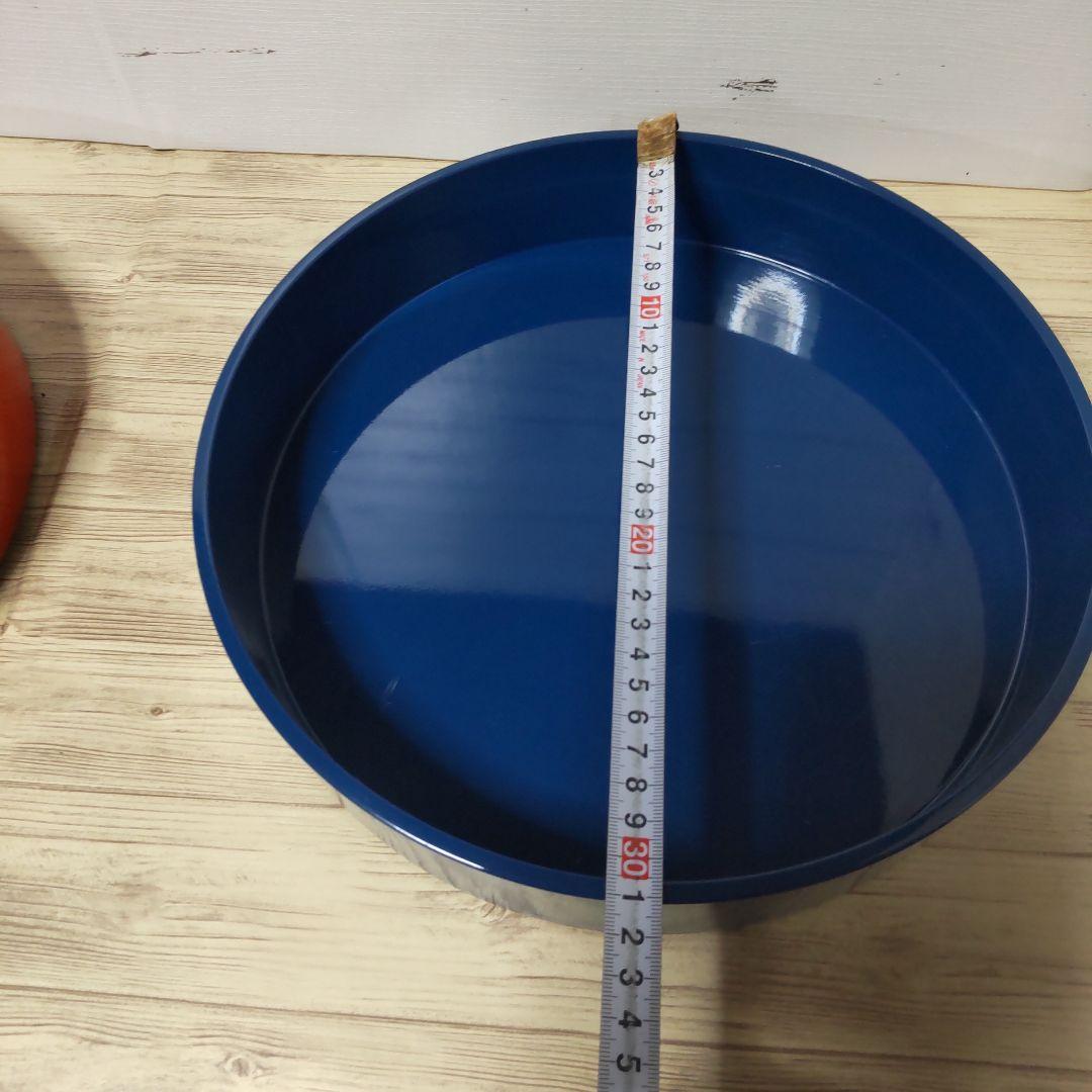 プラスチック花器　紺と赤　2個セット