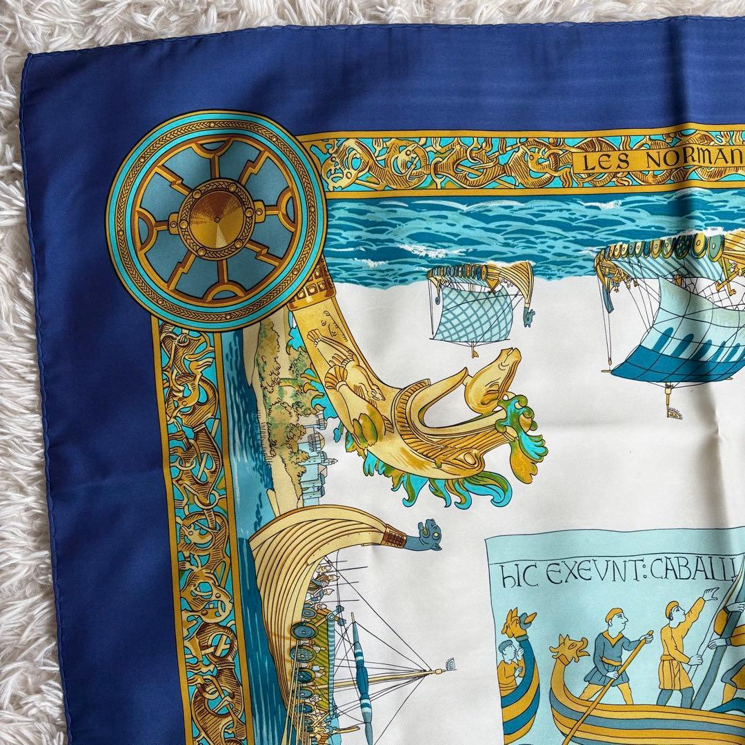 美品⭐︎HERMES エルメス⭐︎シルク スカーフ カレ90ネイビー×ホワイト