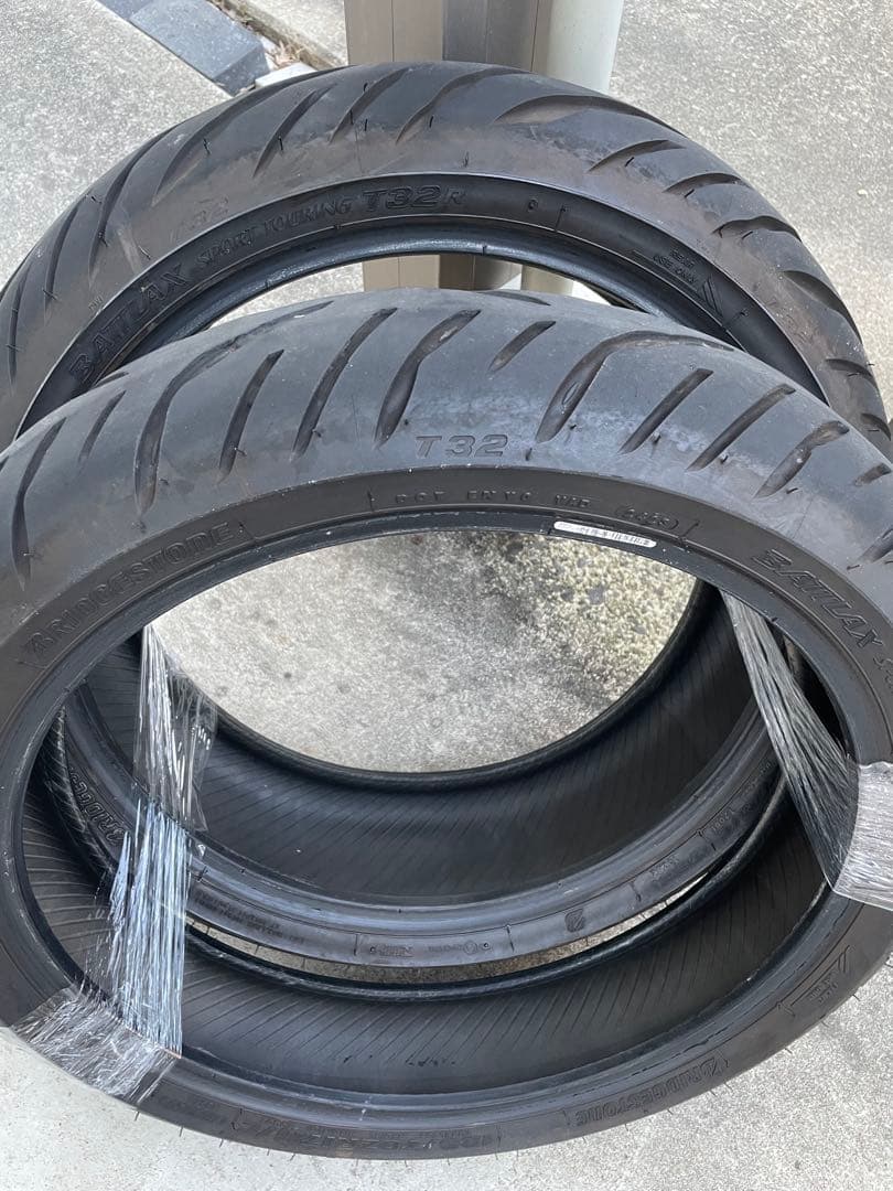 ブリヂストンバイク用タイヤ　T32 フロント&リア