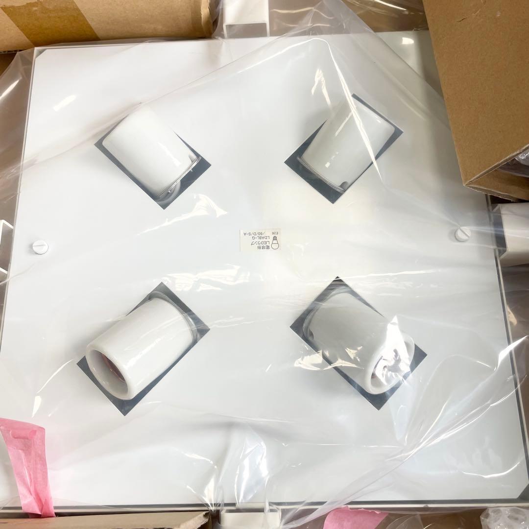 Frank Lloyd Wright（フランクロイドライト）照明 ROBIE