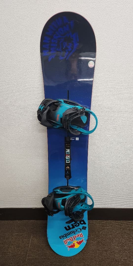 Red Bull Columbia bern スノーボード　153㎝