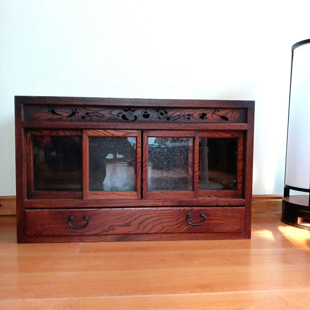 キャビネット　箪笥