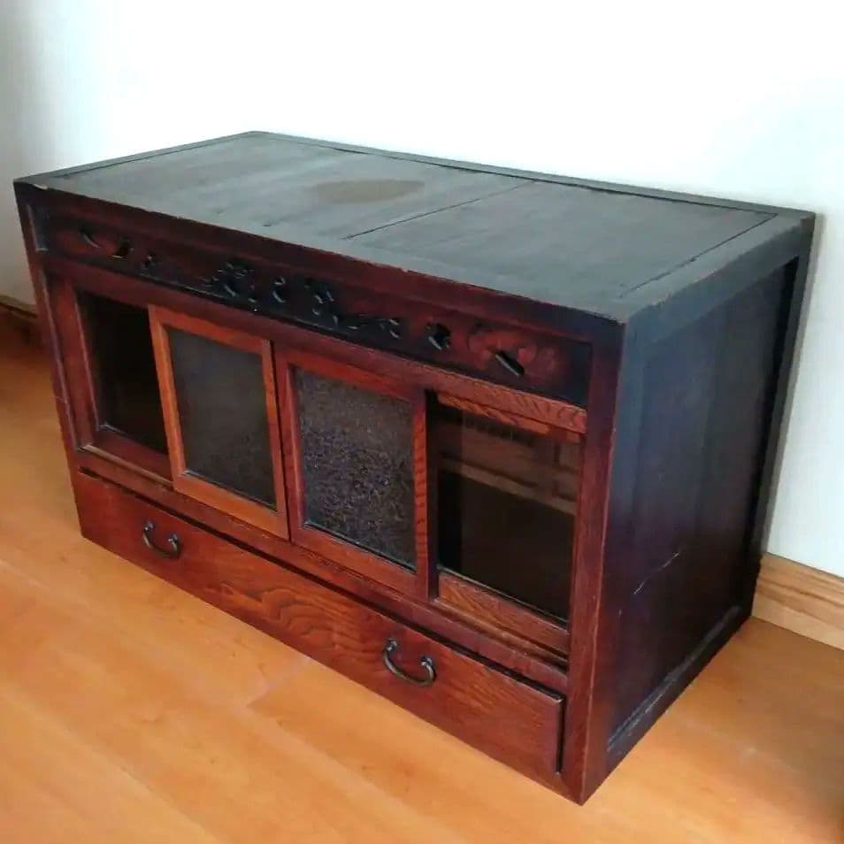 キャビネット　箪笥