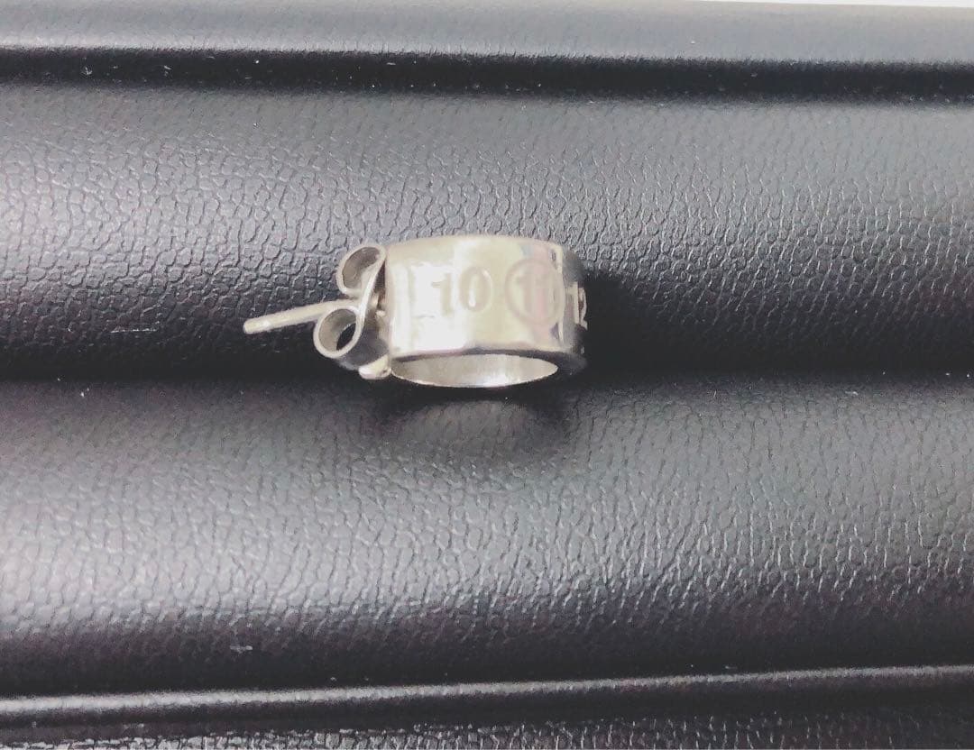 Maison Margiela Logo ナンバー シングルピアス
