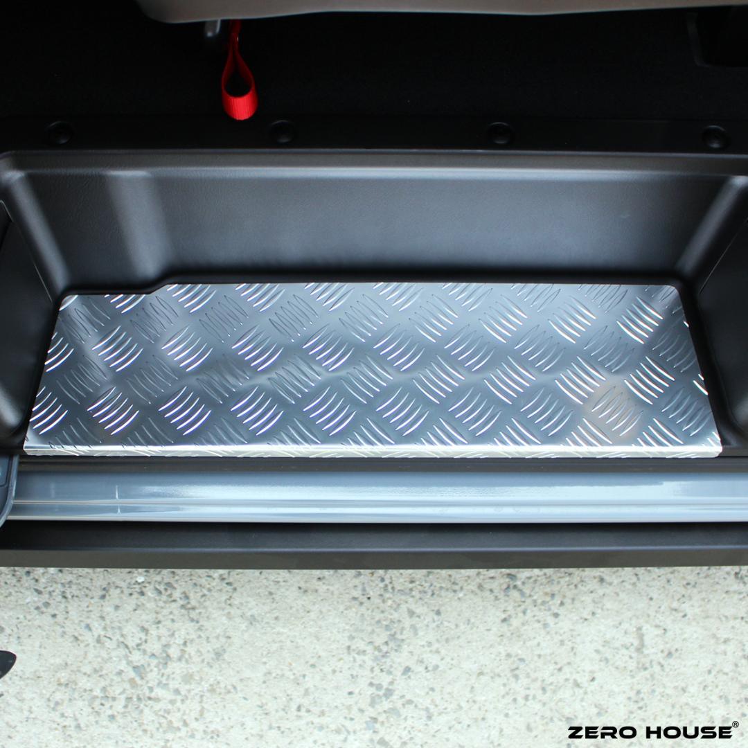 キャラバン ステップカバー 日産 NV350 E26 ステップ カバー シルバー