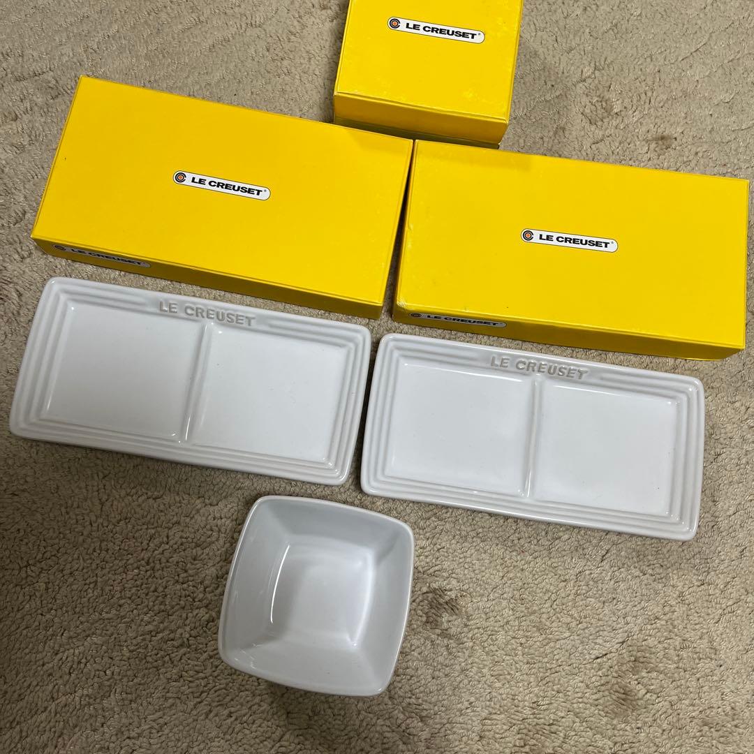 ルクルーゼ ヤクミプレート　コバチ　ホワイト　新品