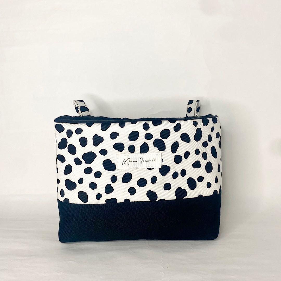 グータン様　オーダーページ ✩ お出かけポーチ モモンガポーチ