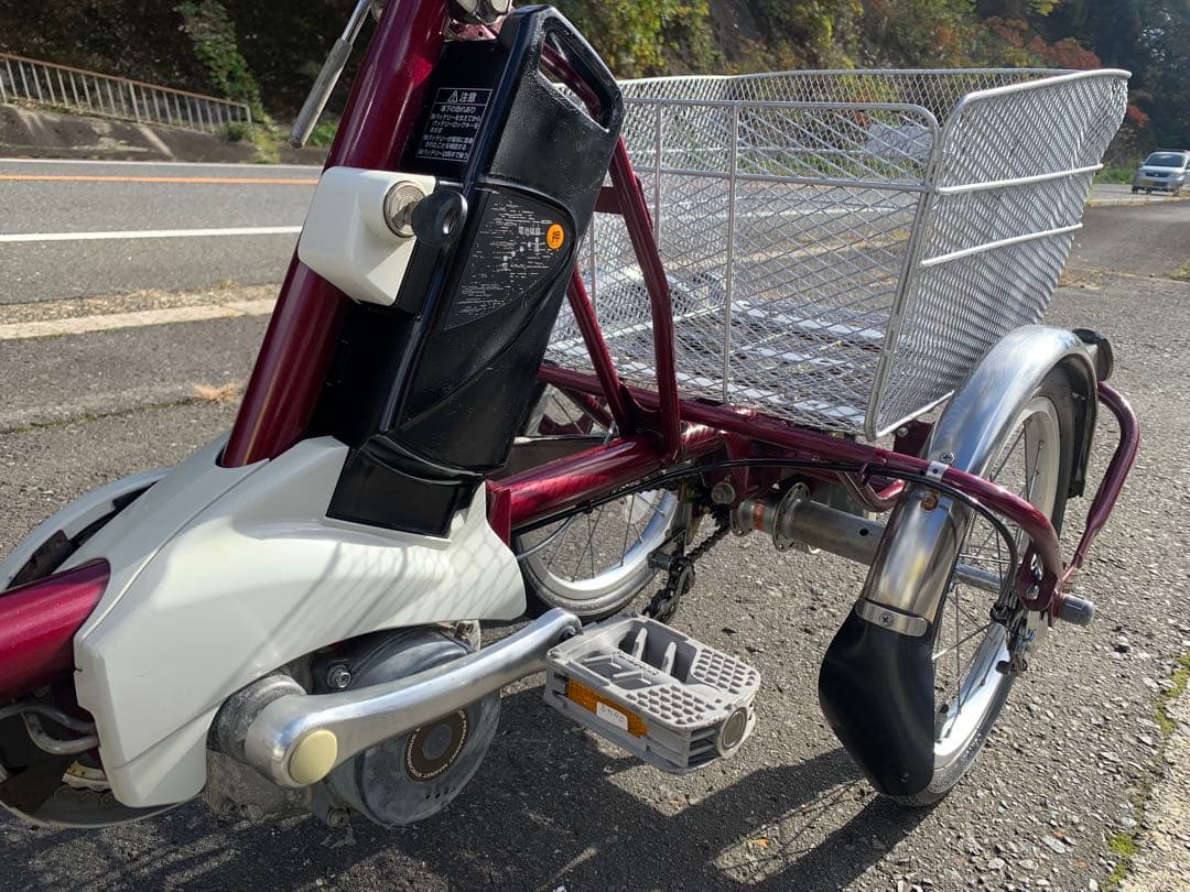 【動作確認済】送料無料 Panasonic 電動三輪自転車8.9Ah長押し4点灯