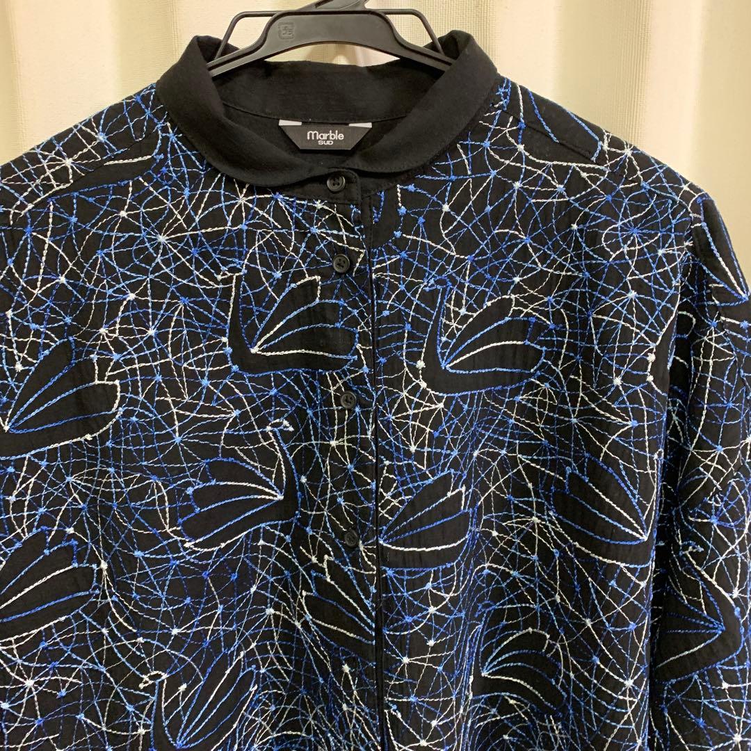 ほMarbleSUD マーブルシュッド　スワン　ブラウス　トップス刺繍　2025