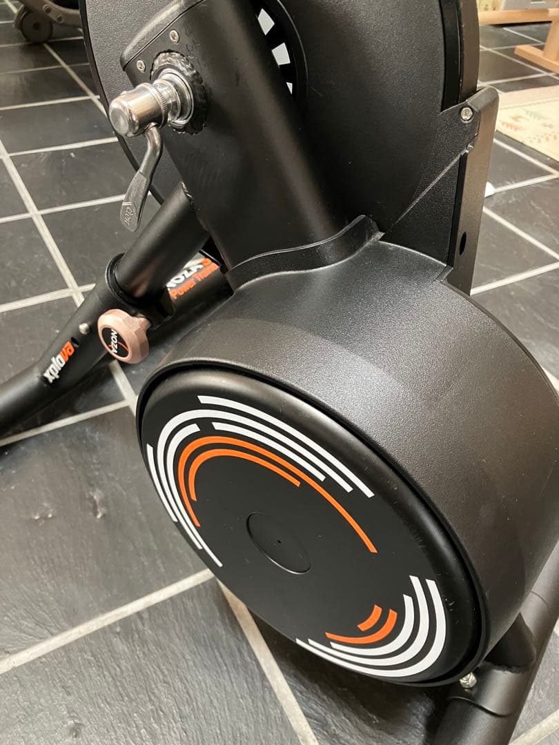 XPLOVA NOZA S ダイレクトドライブ スマートトレーナー