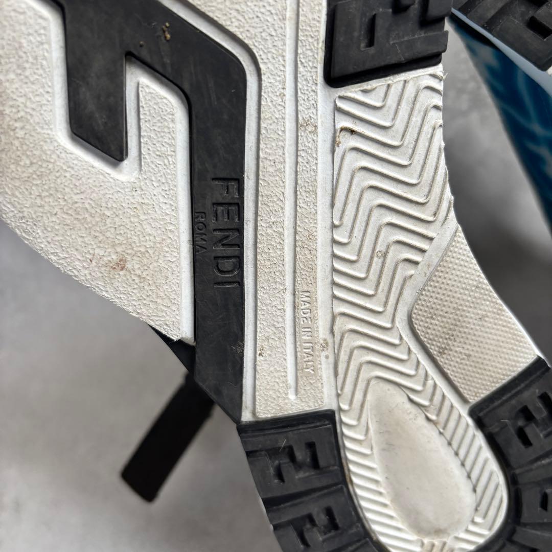 お値下げ済み FENDI FLOW スニーカー サイドジップ ズッカ 青