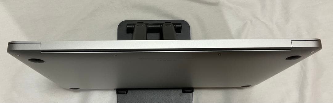 【美品】MacBook Air M1 / バッテリー99% / 充電器未使用