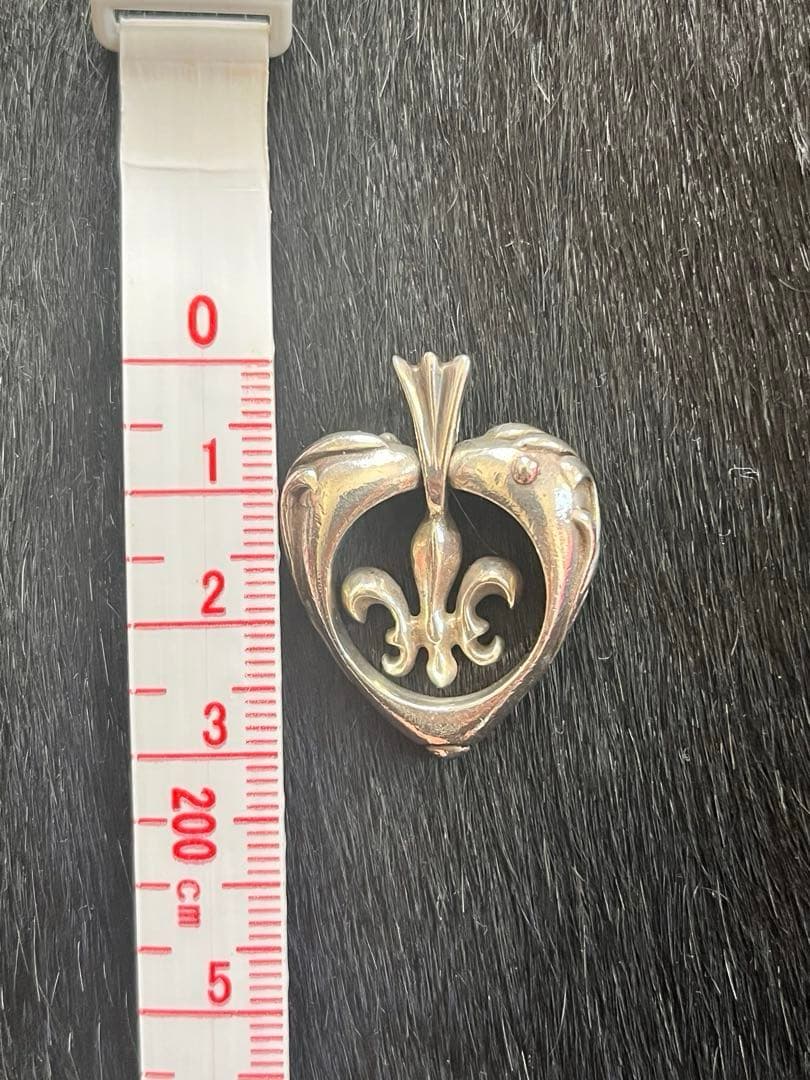 A&G シルバー ハート型ペンダントヘッド