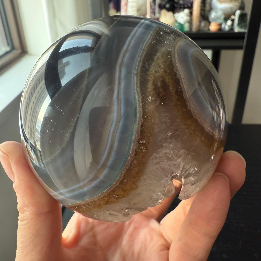 天然石瑪瑙の笑い口　置物　スフィア　丸玉NO.012402