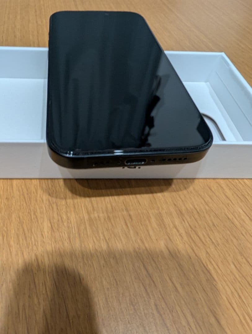 【美品】iPhone 16 Pro 256GB SIMフリー バッテリー97%