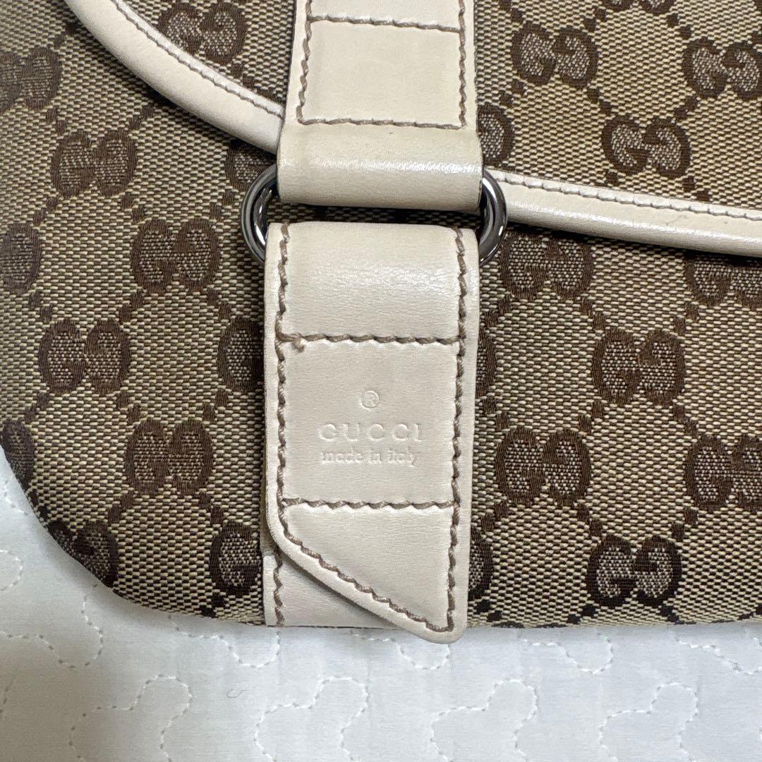 GUCCI GGパターン ボディバッグ・ウエストポーチ