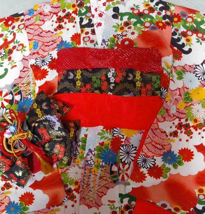 七五三　アンティーク　艶やか古典柄