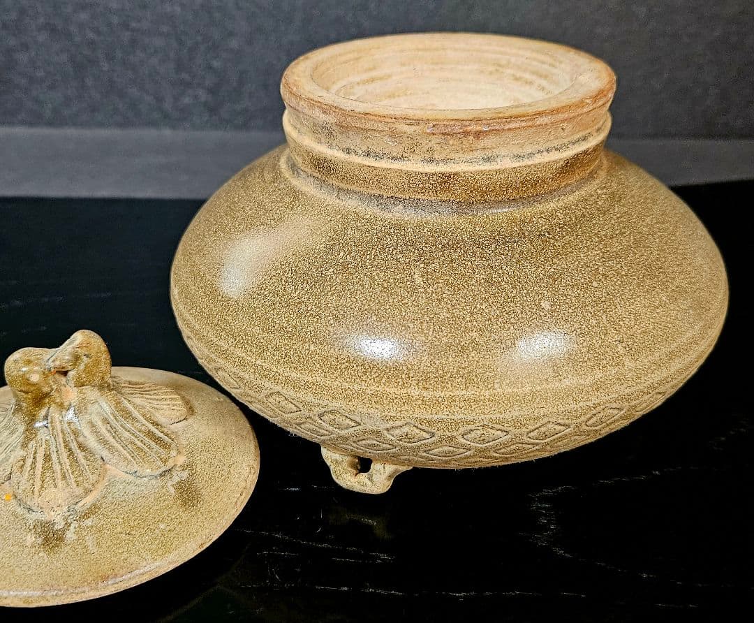 【名品❗】中国古陶磁器　宋時代　古越州窯　ツガイ鳥摘み　亀甲文　四耳　蓋物　香炉