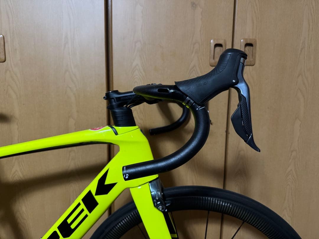 TREK MADONE9.5 電動アルテグラ　コスミックカーボン