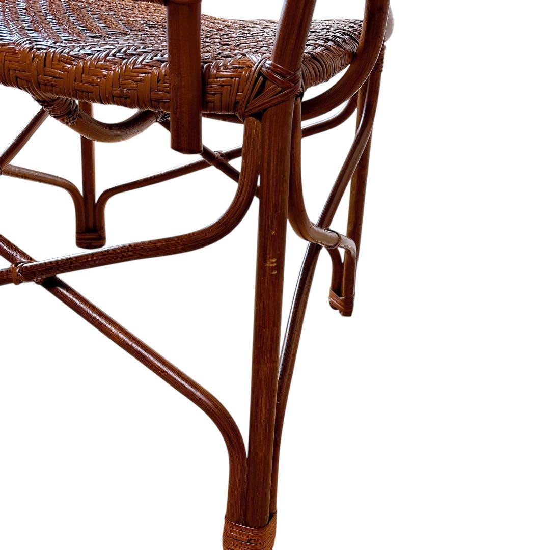 ② ラタン アームチェア ダイニング イス 腰を支える ブラウン ナチュラル家具