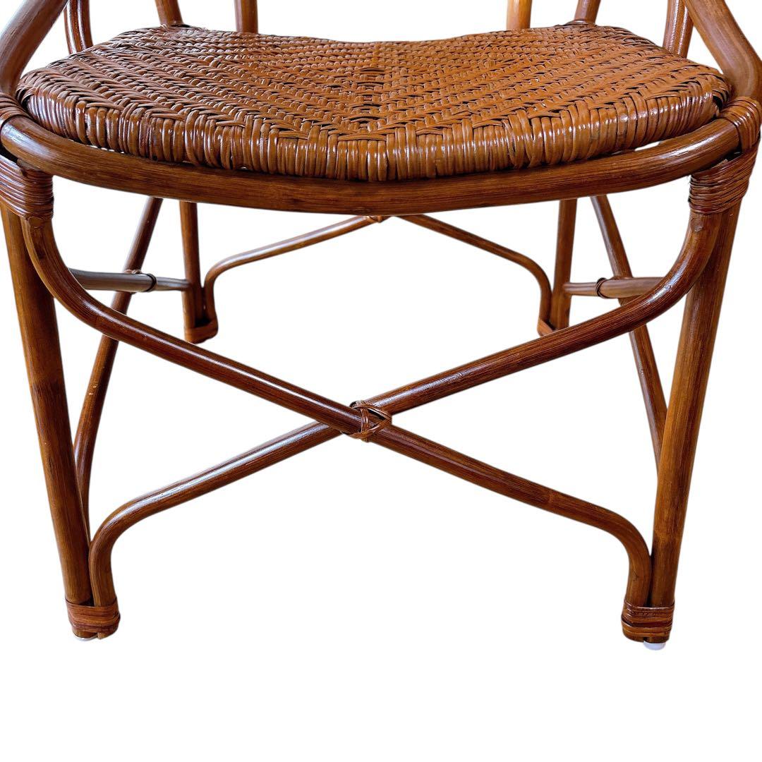 ② ラタン アームチェア ダイニング イス 腰を支える ブラウン ナチュラル家具