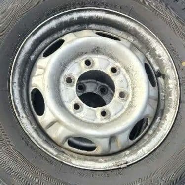アキラ BLIZZAK スタッドレスタイヤ 195/80R15インチ