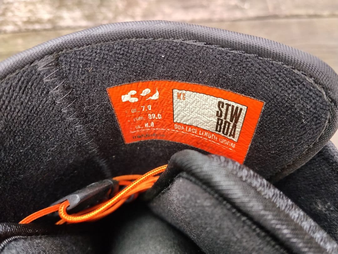 スノーボード3点セット K2 WWW 144 ビン FLOW BOAブーツ 25