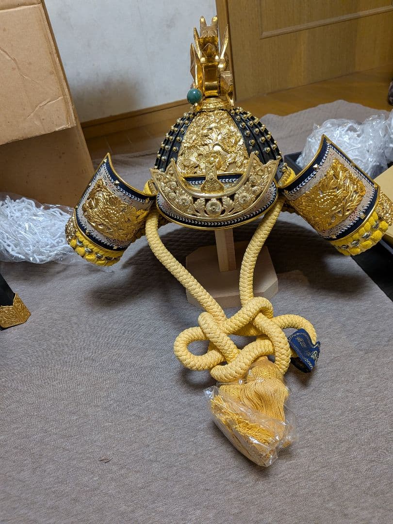 伝統的な五月人形 兜