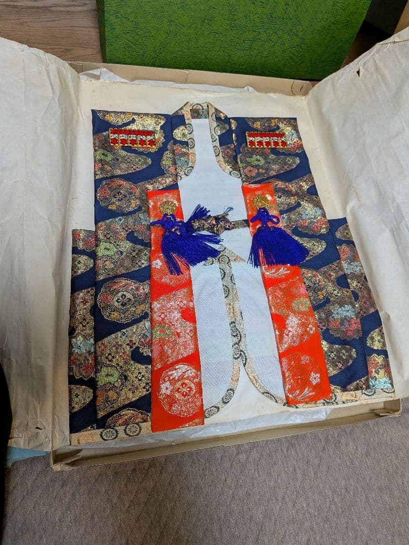 伝統的な五月人形 兜