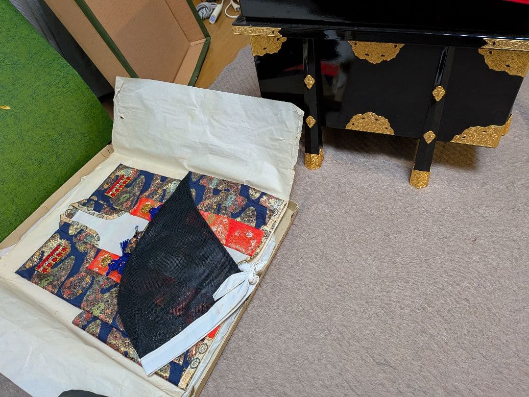 伝統的な五月人形 兜