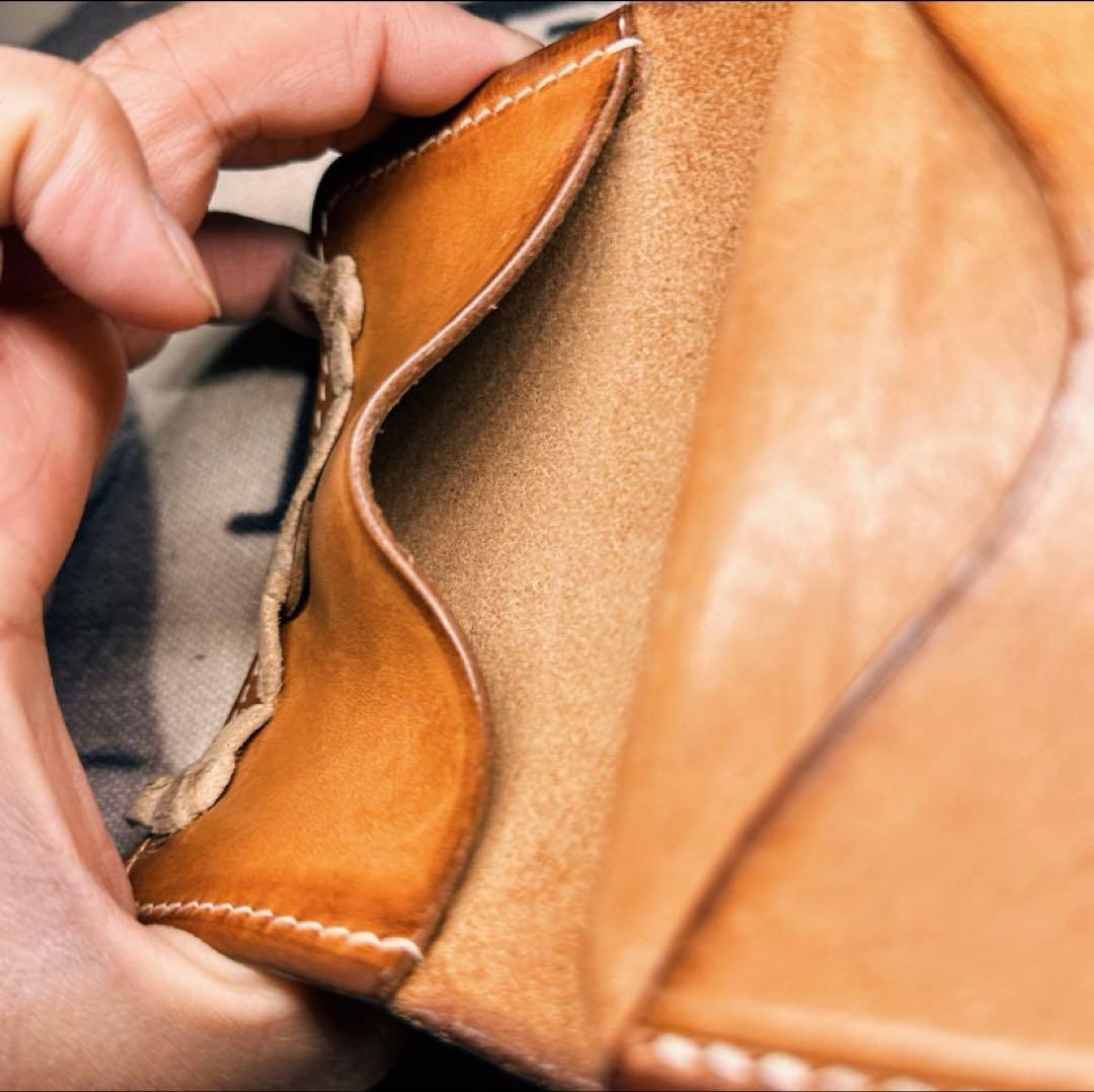 ゴローズ　二つ折りカードケース、財布