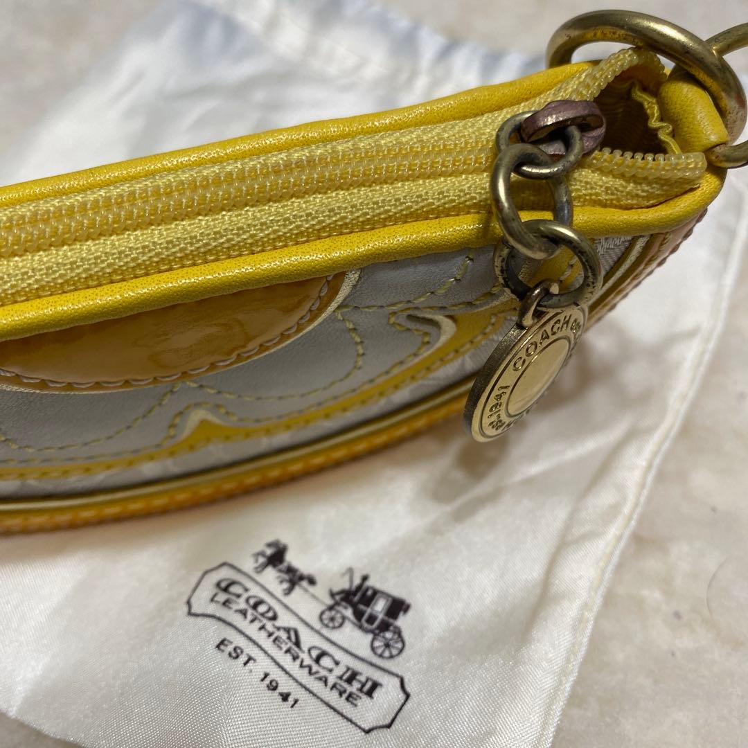 コーチ　COACH　チャームポーチ　入れ　キーリング、チェーン付