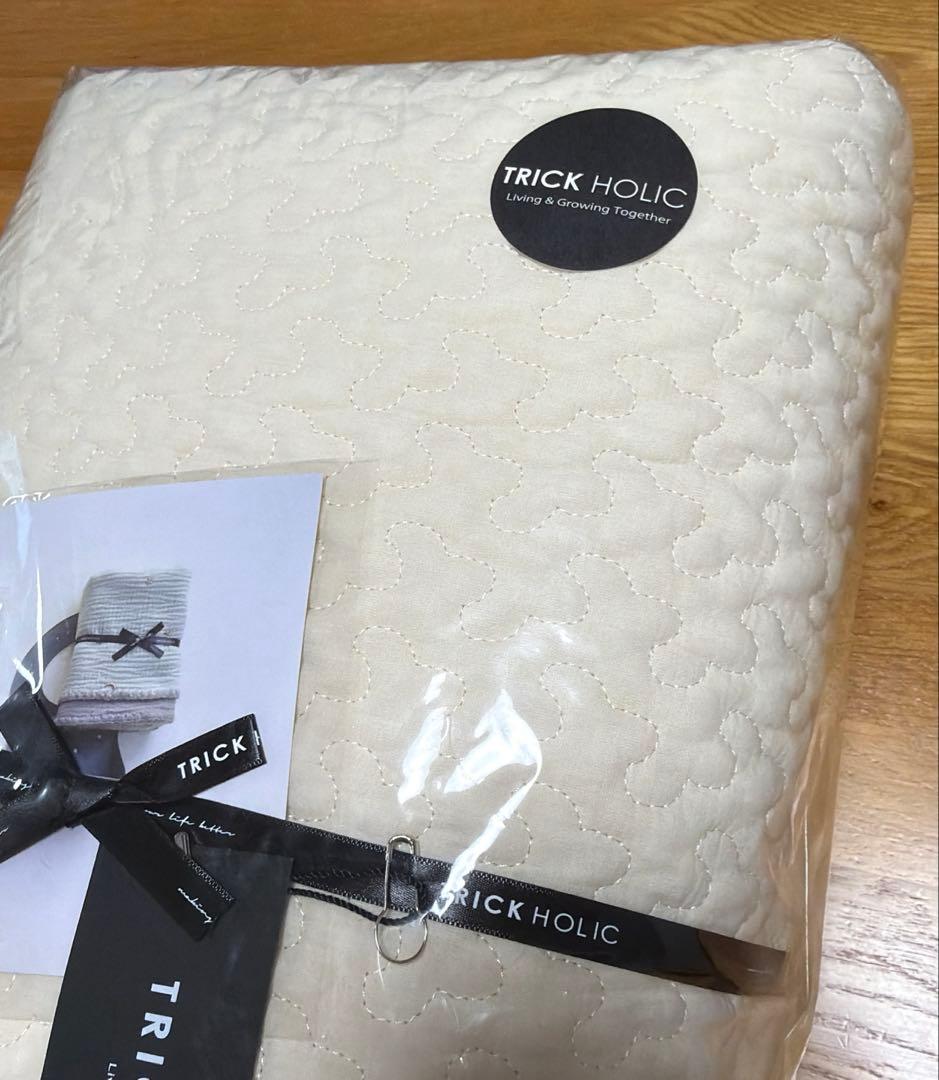 新品★TRICK HOLIC イブルマットクラウド★キナリ★150×200cm
