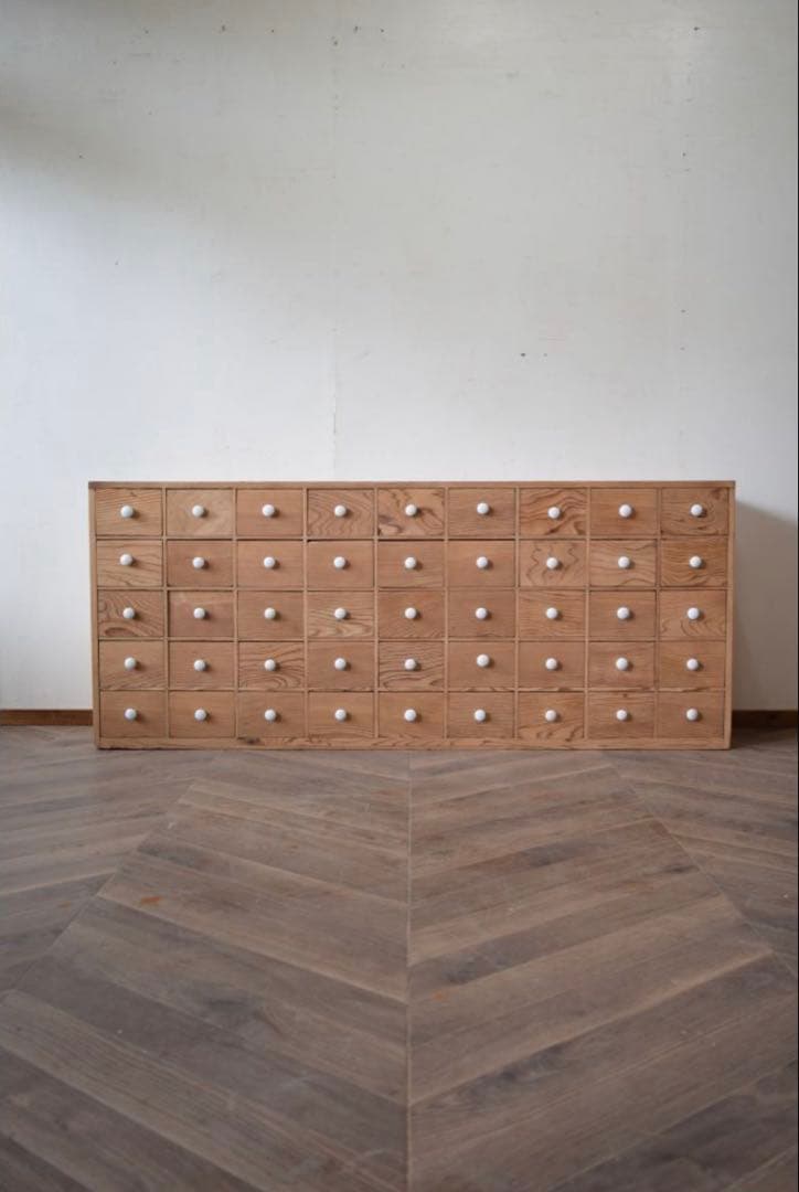 【希少 】白磁摘みの引き出し4 5杯ローボード　杉材