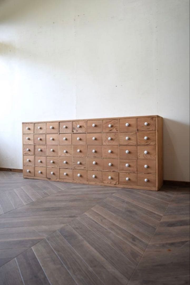 【希少 】白磁摘みの引き出し4 5杯ローボード　杉材