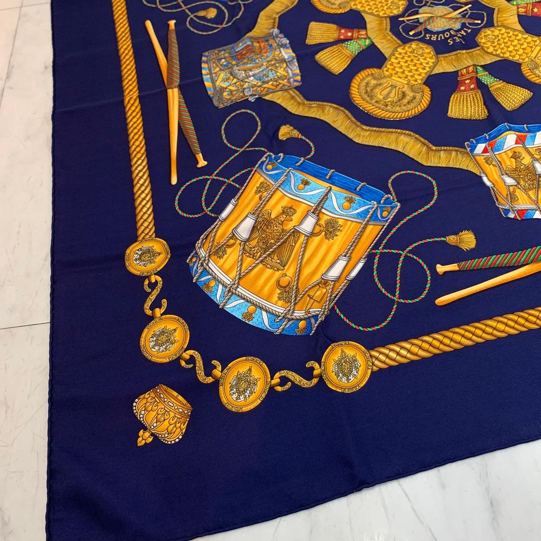 ☆美品☆HERMES カレ90 シルクスカーフ タンブールの太鼓 ネイビー