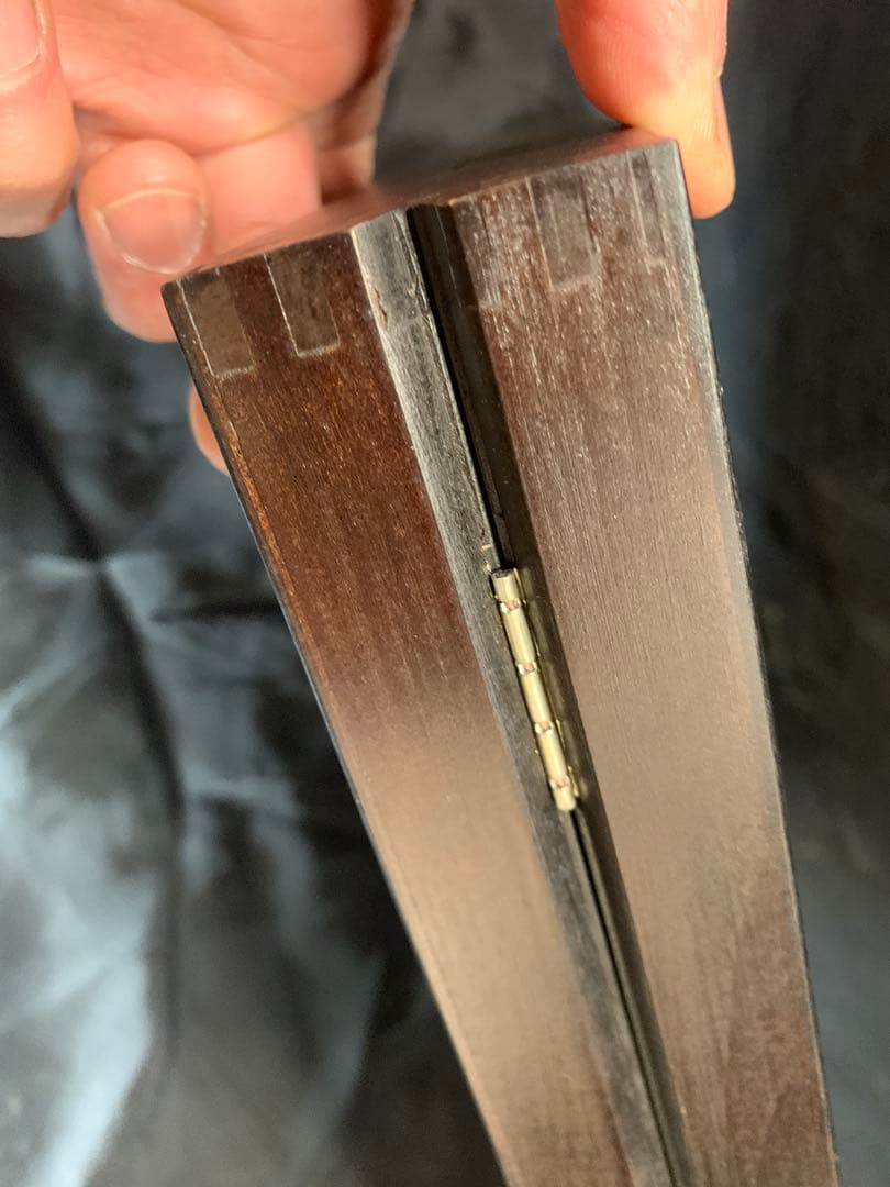 その1 クイーンズビースト　2オンス銀貨専用木箱　ケース　10枚用　カプセル付き