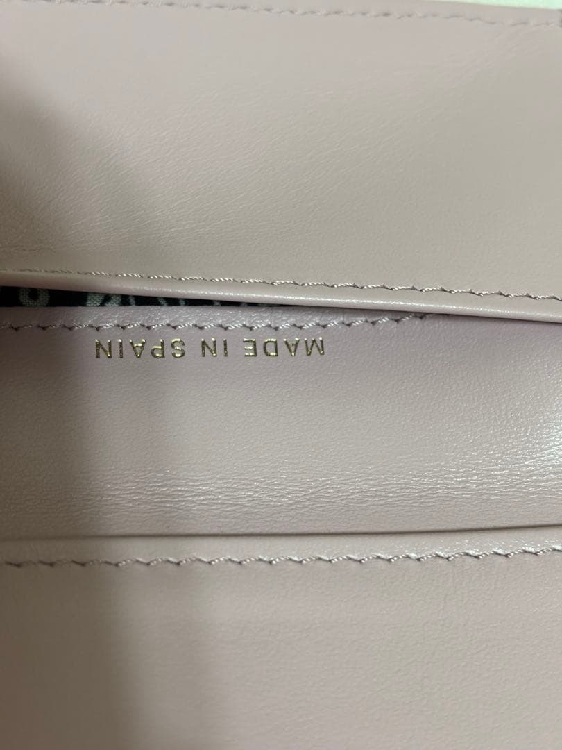 ［新品ほぼ未使用］CHANELシャネル正規品スモールウォレット三つ折り財布ピンク