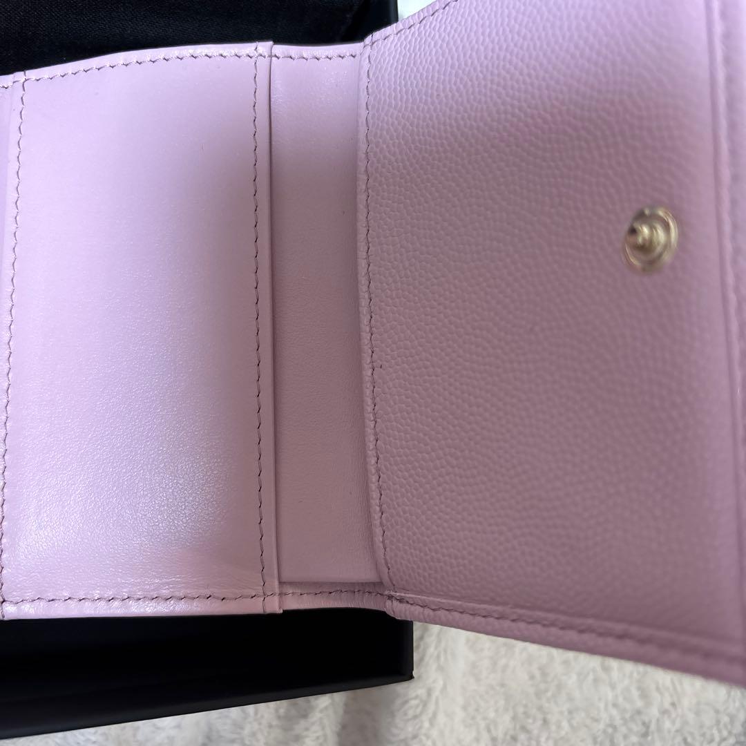 ［新品ほぼ未使用］CHANELシャネル正規品スモールウォレット三つ折り財布ピンク