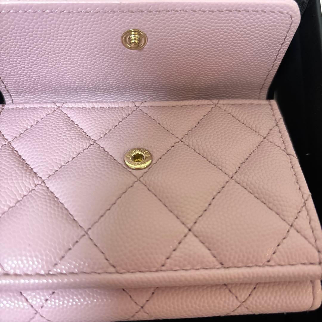 ［新品ほぼ未使用］CHANELシャネル正規品スモールウォレット三つ折り財布ピンク