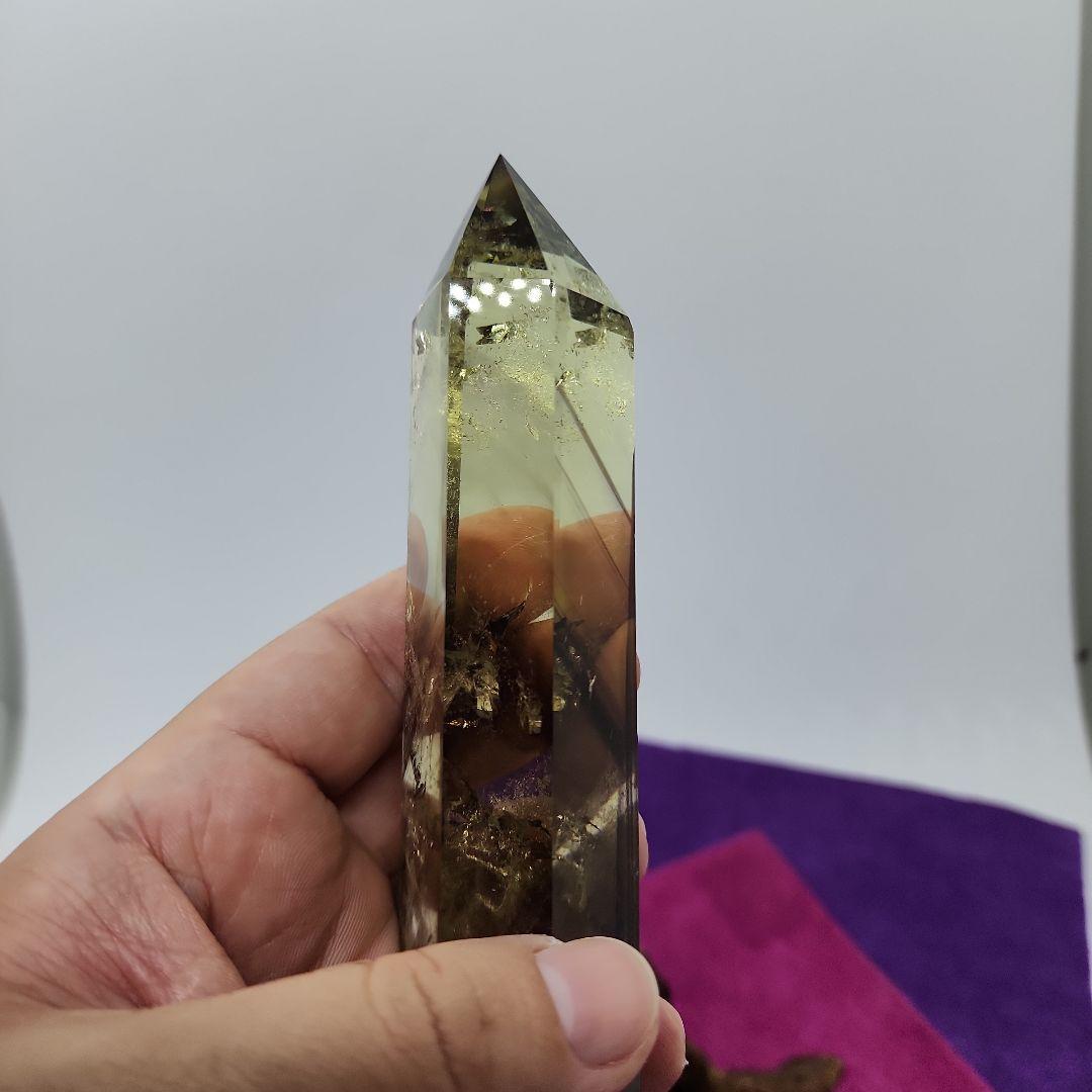 スモーキーシトリンファントム入水晶ポイント2本セット・専用木製台座付き