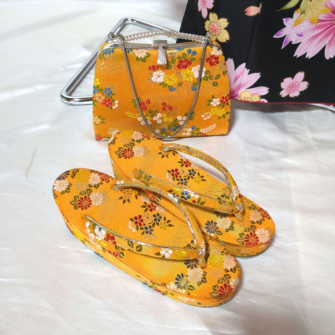 七五三　７歳 黒とピンクの花柄着物セット　簪セット付き